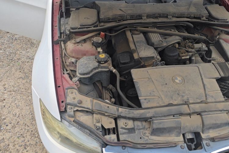 Used BMW 3 Series 2011 318i Leading Model Engine Bay Right