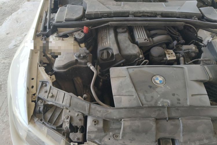 Used BMW 3 Series 2011 320i Coupe Engine Bay Right