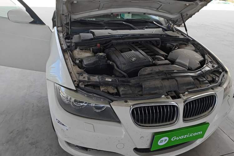 Used BMW 3 Series 2011 325i Sport Edition Engine Bay Right