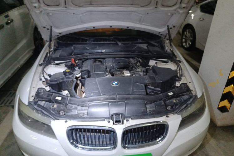 Used BMW 3 Series 2011 320i Sport Edition Engine Bay