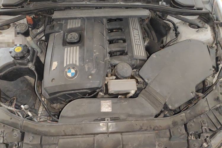 Used BMW 3 Series 2011 325i Convertible Coupe Engine Bay