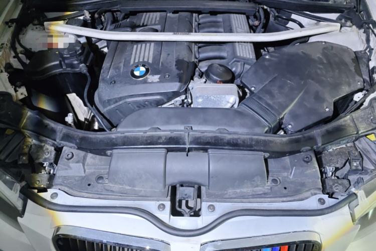 Used BMW 3 Series 2011 325i Convertible Coupe Engine Bay