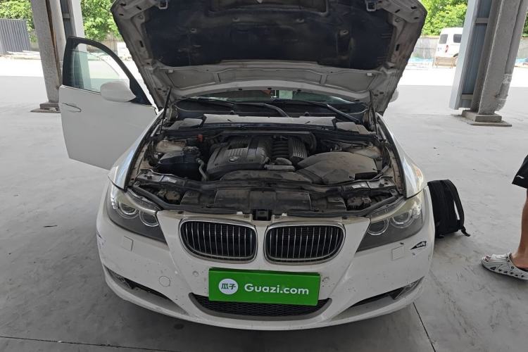 Used BMW 3 Series 2011 325i Sport Edition Engine Bay