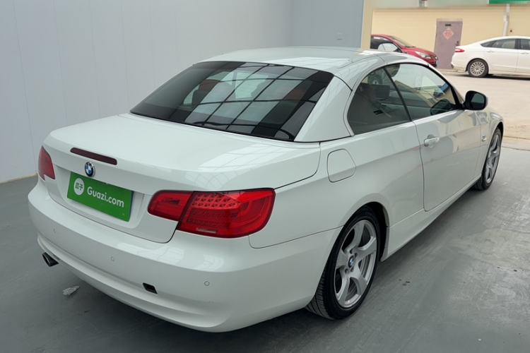 Used BMW 3 Series 2011 320i Convertible Coupe Exterior 10