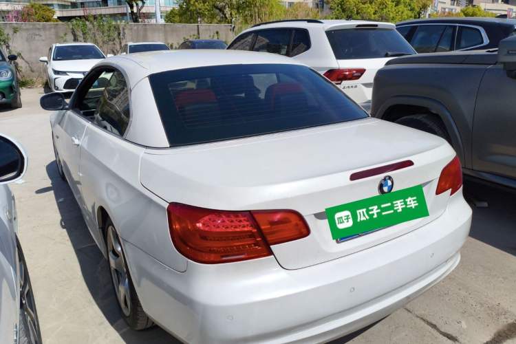 Used BMW 3 Series 2011 320i Convertible Coupe Exterior 2