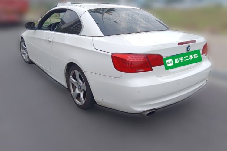 Used BMW 3 Series 2011 320i Convertible Coupe Exterior 3