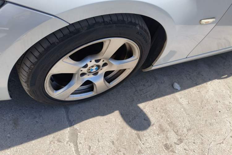 Used BMW 3 Series 2011 320i Convertible Coupe Exterior 4