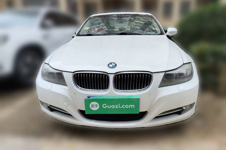 Used BMW 3 Series 2011 320i Luxury Edition Front