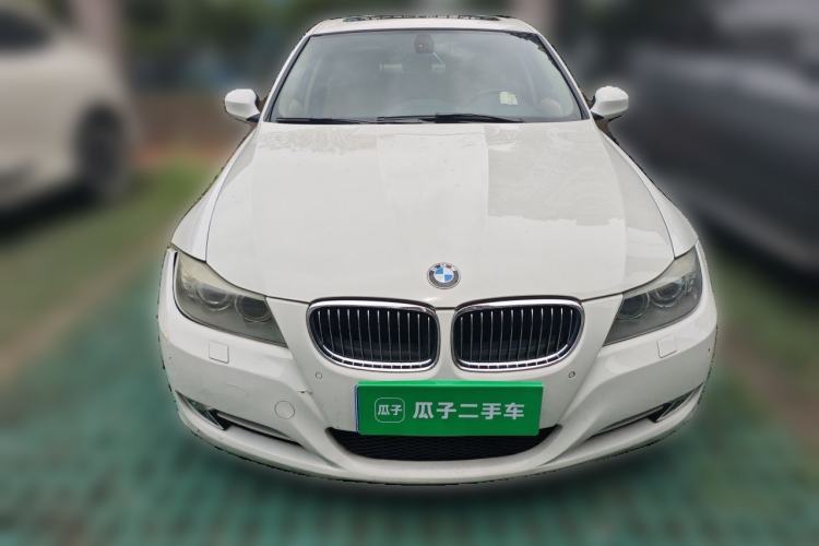Used BMW 3 Series 2011 320i Luxury Edition Front