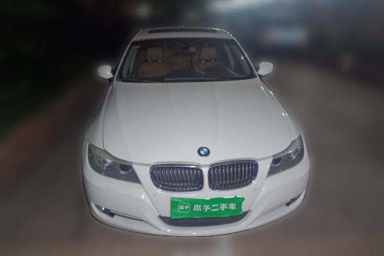 Used BMW 3 Series 2011 320i Luxury Edition Front