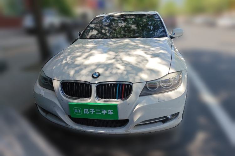 Used BMW 3 Series 2011 320i Luxury Edition Front