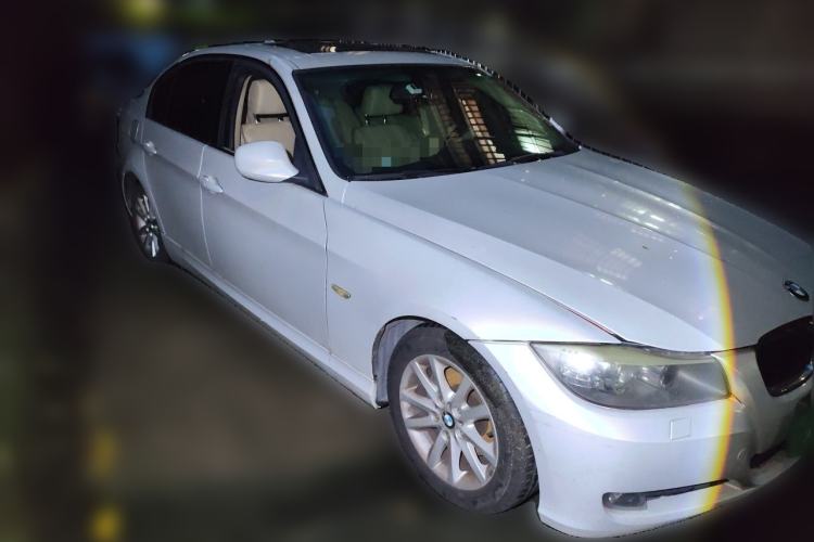 Used BMW 3 Series 2011 320i Sport Edition Front Right 45 Deg