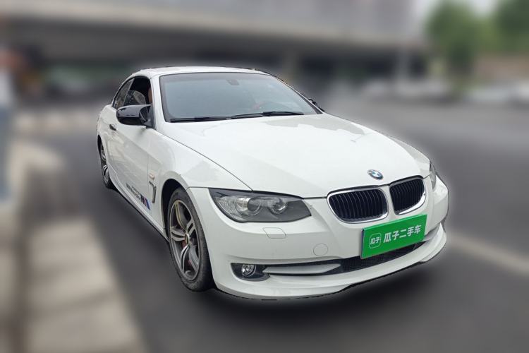 Used BMW 3 Series 2011 320i Convertible Coupe Front Right 45 Deg