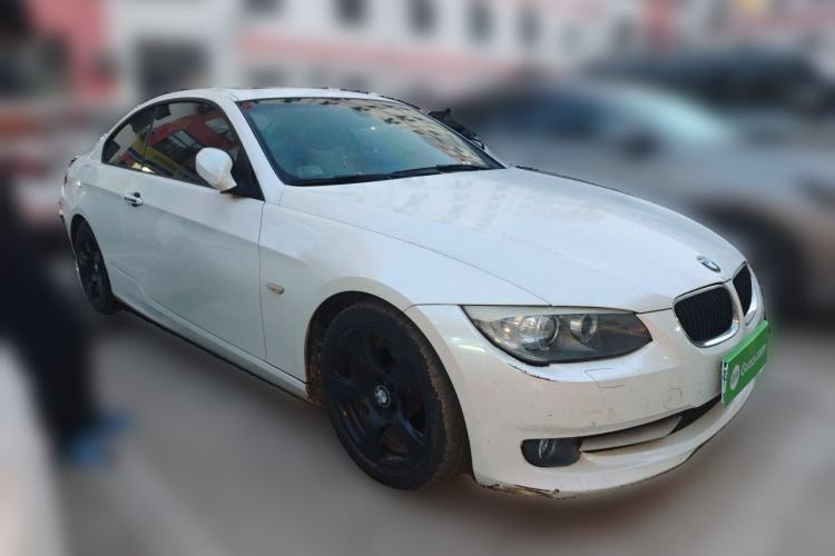 Used BMW 3 Series 2011 320i Coupe Front Right 45 Deg