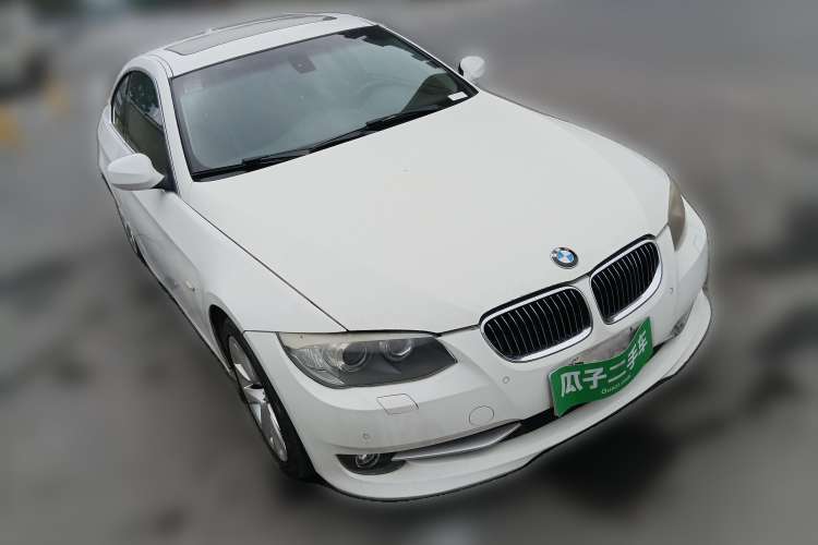 Used BMW 3 Series 2011 330i two-door coupe Front Right 45 Deg