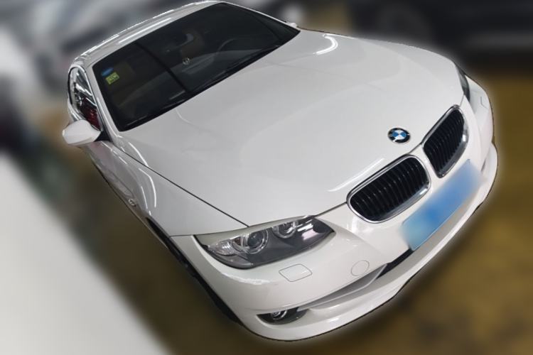 Used BMW 3 Series 2011 320i Convertible Coupe Front Right 45 Deg