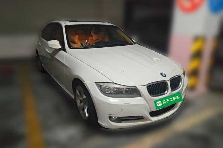 Used BMW 3 Series 2011 325i Luxury Edition Front Right 45 Deg