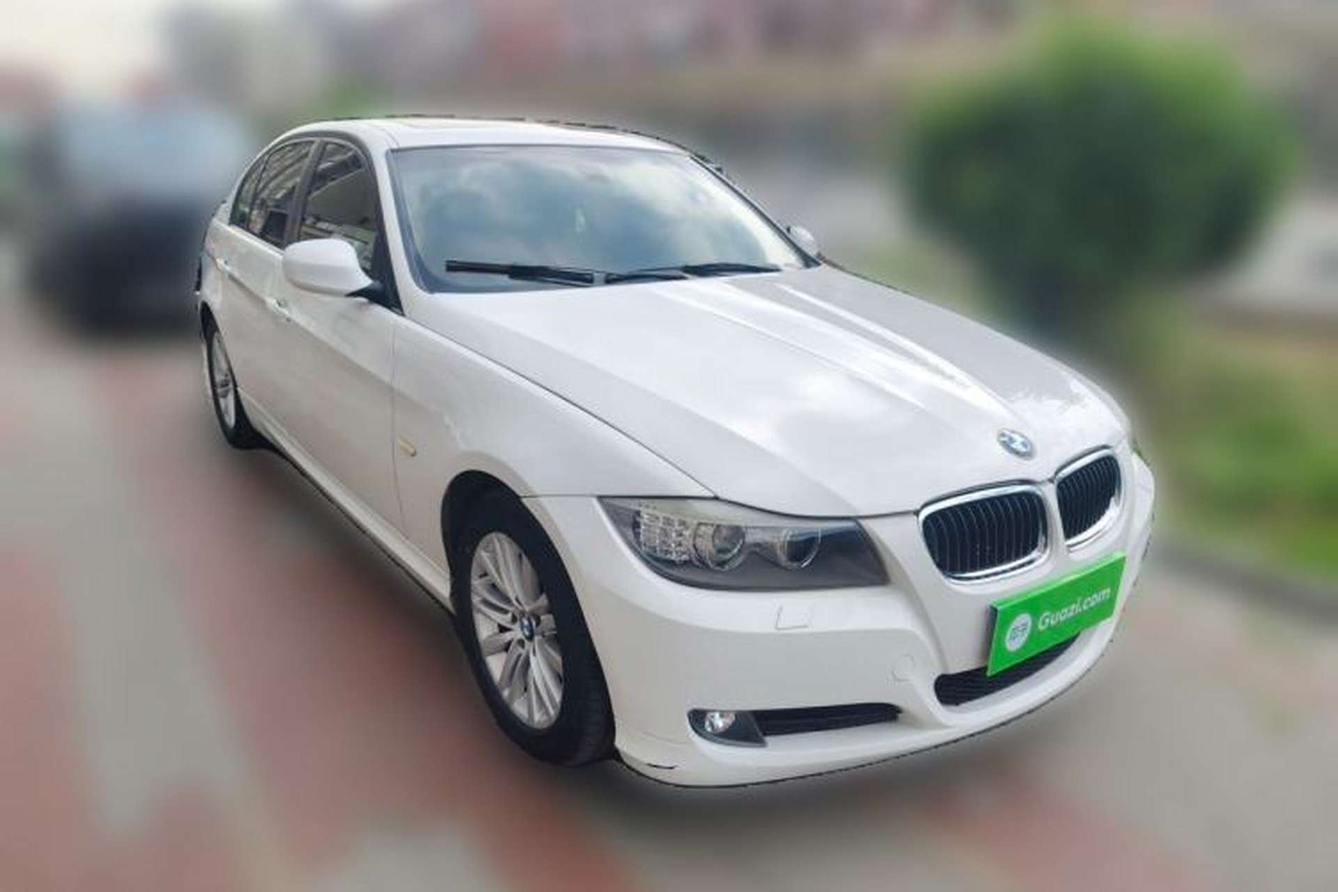 Used BMW 3 Series 2011 320i Sport Edition Front Right 45 Deg