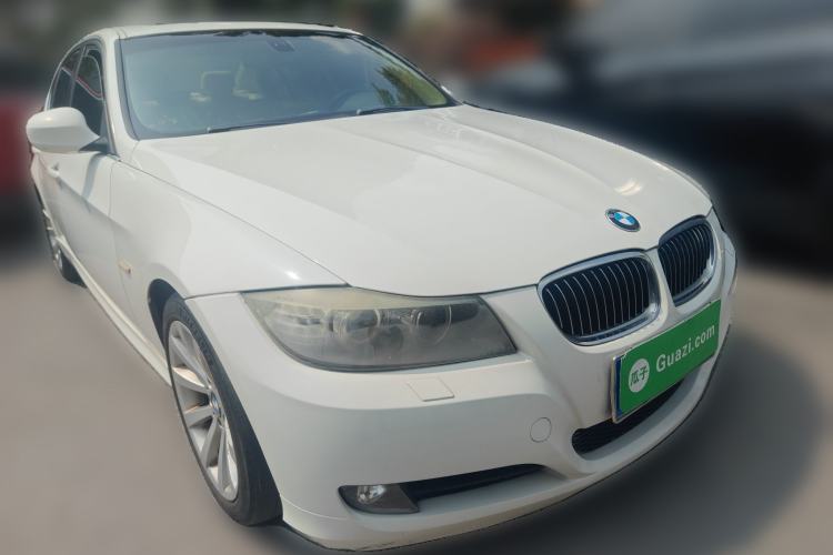 Used BMW 3 Series 2011 325i Sport Edition Front Right 45 Deg