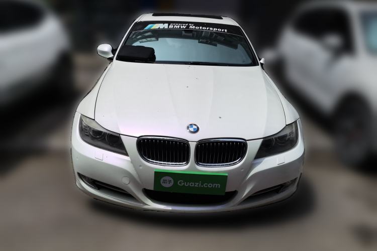 Used BMW 3 Series 2011 320i Luxury Edition Front