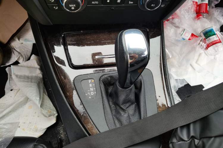 Used BMW 3 Series 2011 320i Coupe Gear Lever