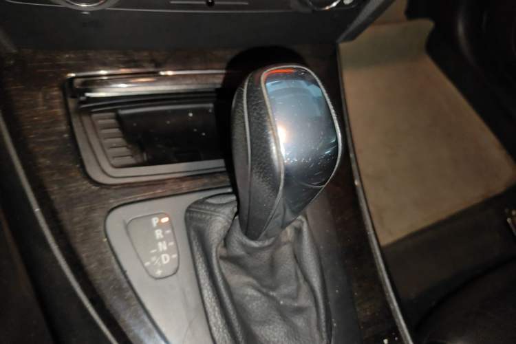Used BMW 3 Series 2011 320i Coupe Gear Lever