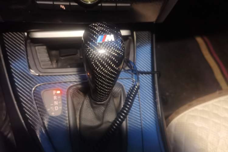 Used BMW 3 Series 2011 320i Sport Edition Gear Lever