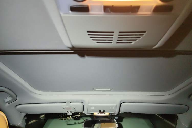 Used BMW 3 Series 2011 320i Coupe Headliner