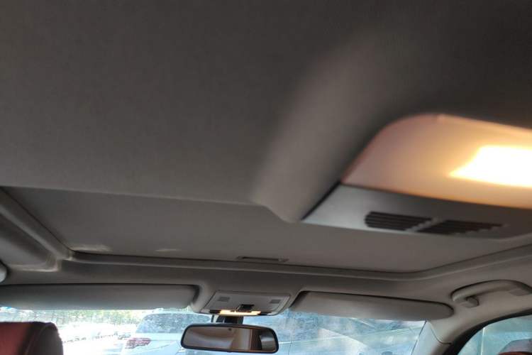Used BMW 3 Series 2011 320i Luxury Edition Headliner
