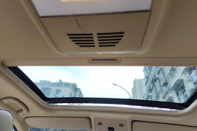 Used BMW 3 Series 2011 320i Luxury Edition Headliner
