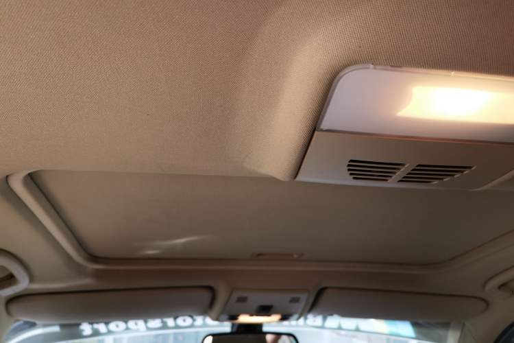 Used BMW 3 Series 2011 320i Luxury Edition Headliner