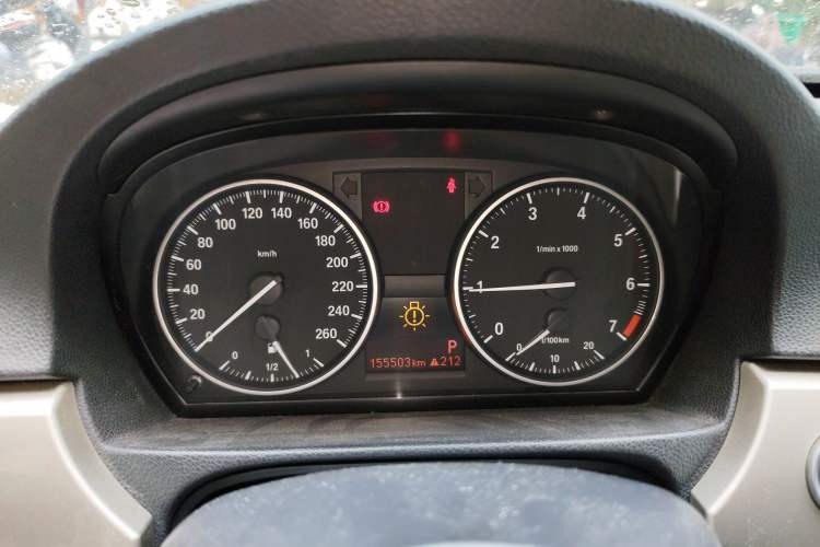 Used BMW 3 Series 2011 320i Luxury Edition Instrument Cluster