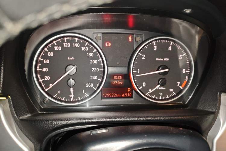 Used BMW 3 Series 2011 320i Convertible Coupe Instrument Cluster