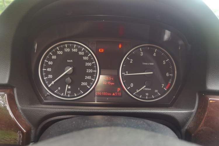 Used BMW 3 Series 2011 320i Sport Edition Instrument Cluster