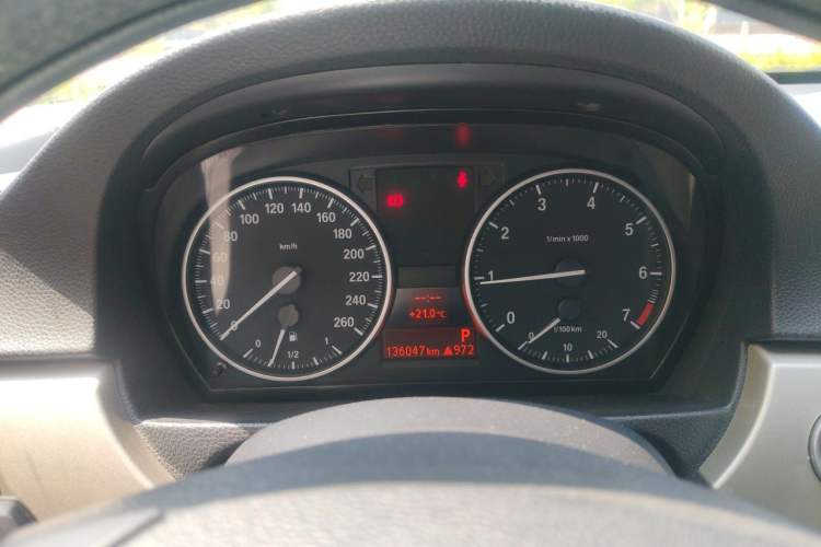 Used BMW 3 Series 2011 320i Luxury Edition Instrument Cluster