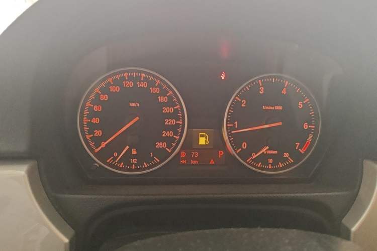 Used BMW 3 Series 2011 320i Luxury Edition Instrument Cluster