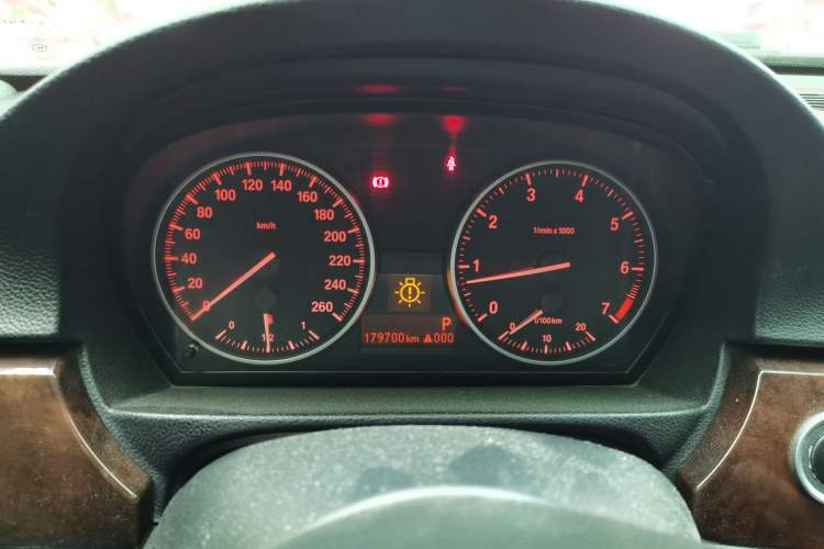 Used BMW 3 Series 2011 320i Sport Edition Instrument Cluster