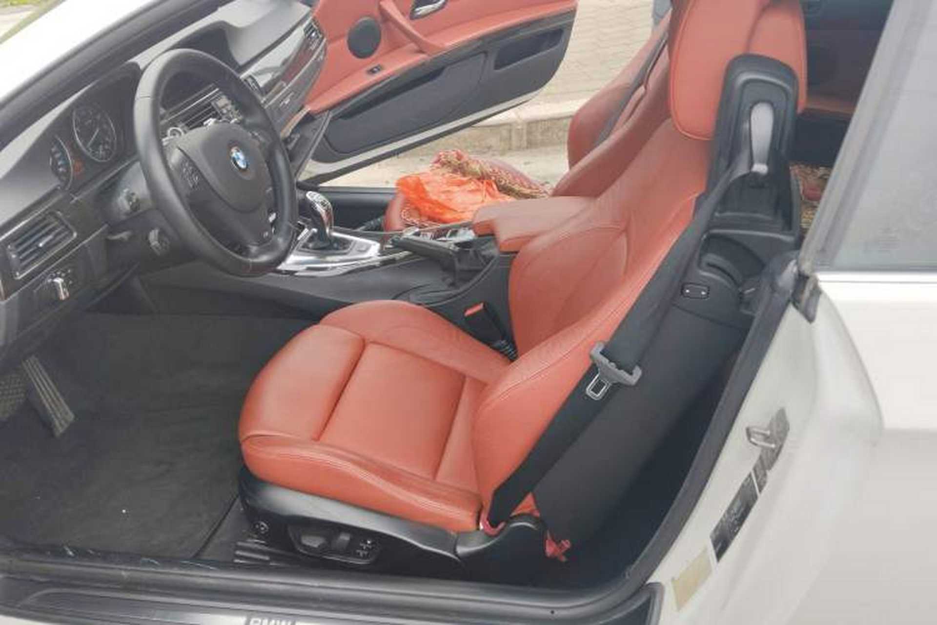 Used BMW 3 Series 2011 335i Convertible Coupe Left Front Seat
