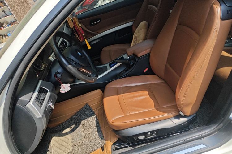 Used BMW 3 Series 2011 320i Coupe Left Front Seat