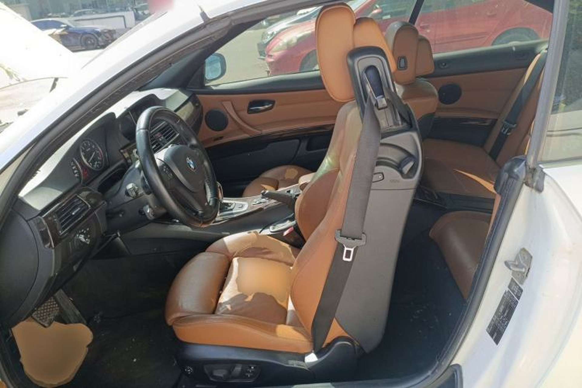 Used BMW 3 Series 2011 335i Convertible Coupe Left Front Seat