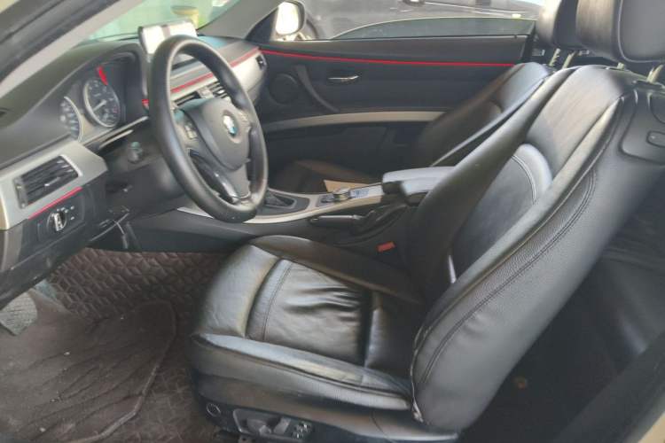 Used BMW 3 Series 2011 320i Coupe Left Front Seat