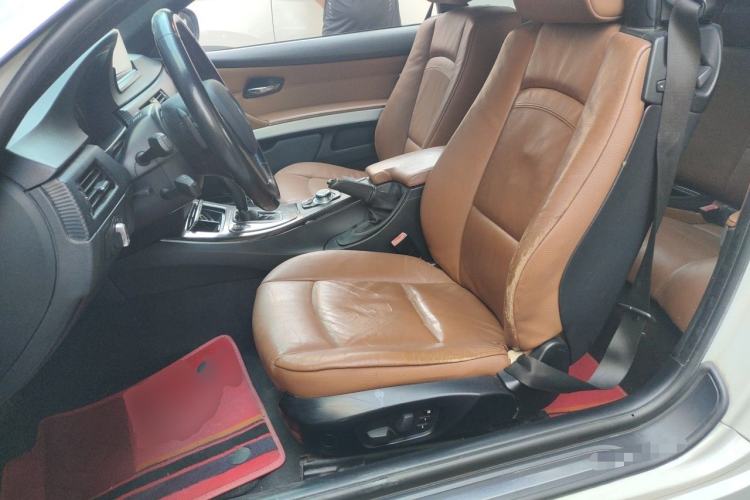 Used BMW 3 Series 2011 325i Convertible Coupe Left Front Seat