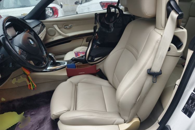Used BMW 3 Series 2011 335i Convertible Coupe Left Front Seat