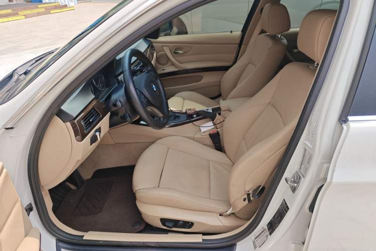 Used BMW 3 Series 2011 325i Sport Edition Left Front Seat