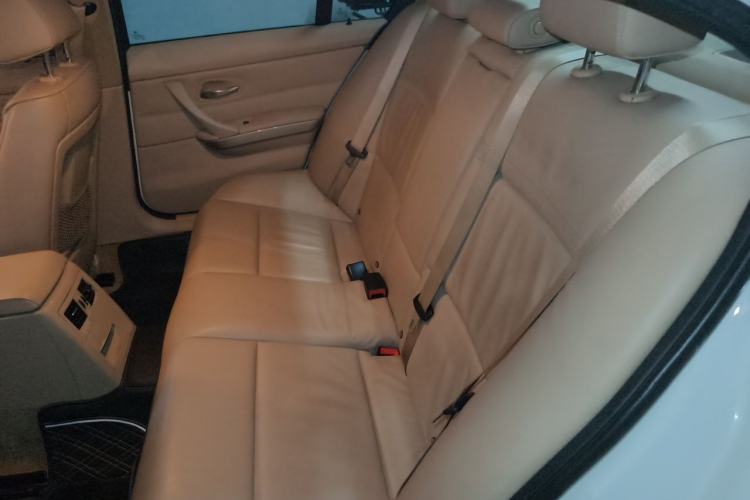 Used BMW 3 Series 2011 320i Luxury Edition Left Rear Seat