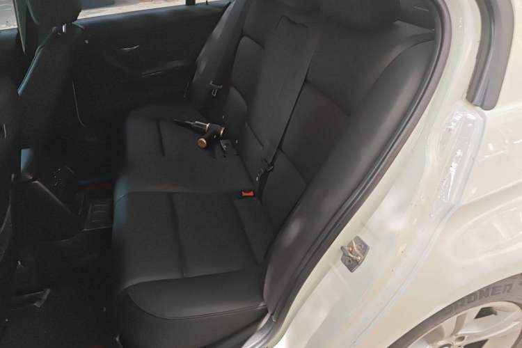 Used BMW 3 Series 2011 320i Sport Edition Left Rear Seat