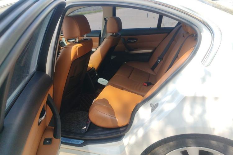 Used BMW 3 Series 2011 320i Luxury Edition Left Rear Seat