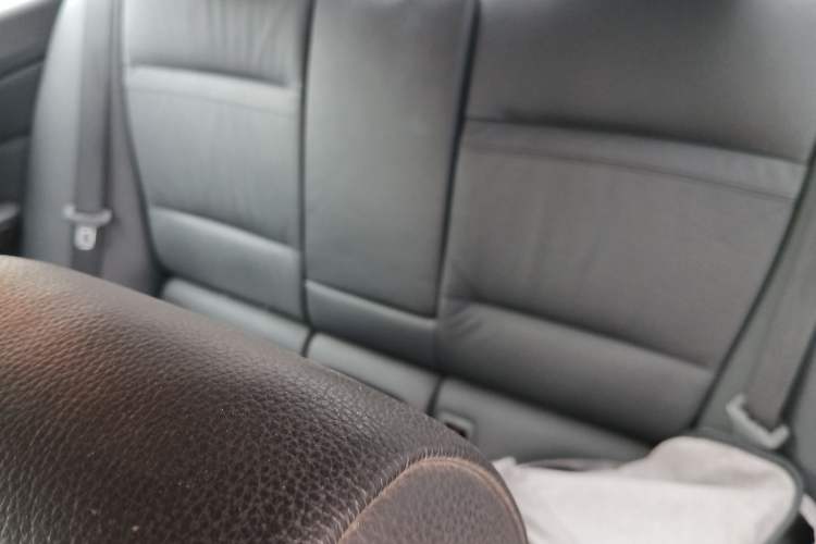 Used BMW 3 Series 2011 330i two-door coupe Left Rear Seat