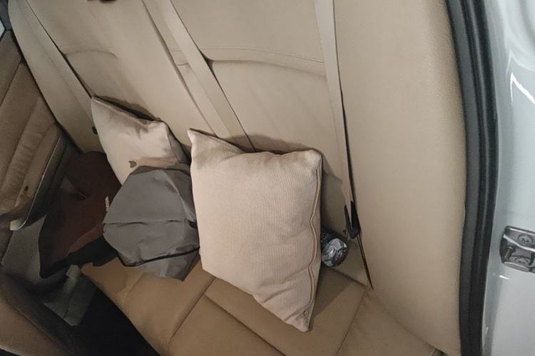 Used BMW 3 Series 2011 320i Luxury Edition Left Rear Seat