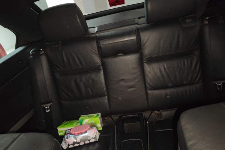 Used BMW 3 Series 2011 325i Convertible Coupe Left Rear Seat